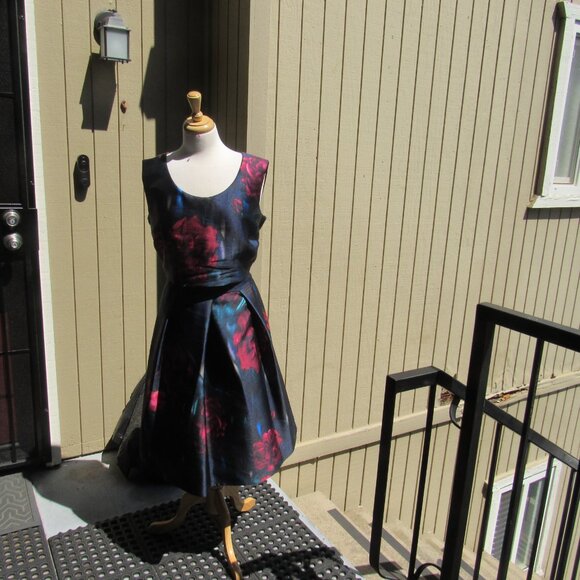 #169  NEW WOMEN'S FLORAL SUMMER DRESS BY JAQUES VERT  (SIZE 16) - Picture 4 of 4